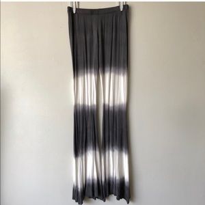 Flowy boutique hippie style tie-dye pant